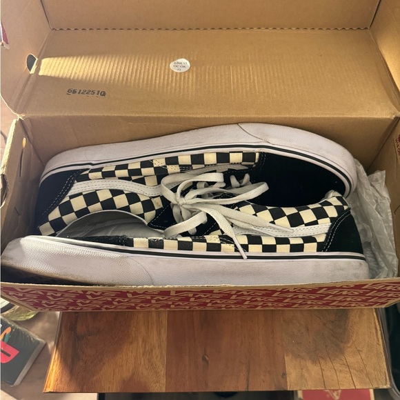 Men’s vans old Skool checkered black size 13 like new - Picture 5 of 5